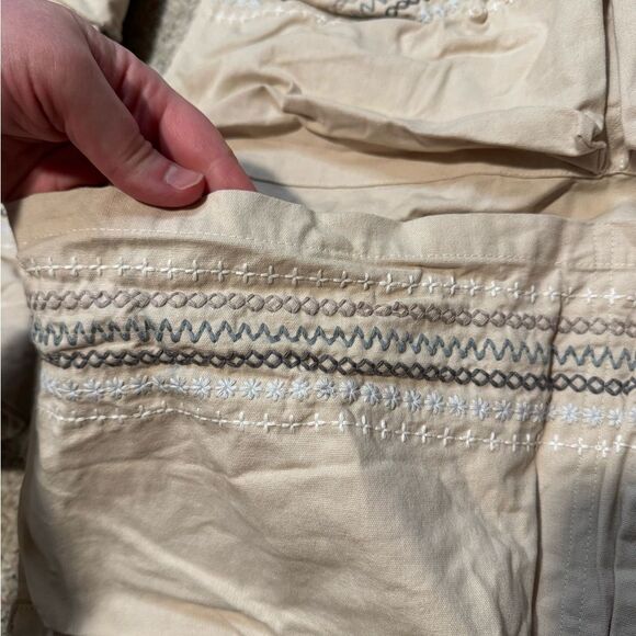 The Land of Nod Tan/Gray/White Diaper holder & organizer Like New - Picture 4 of 6